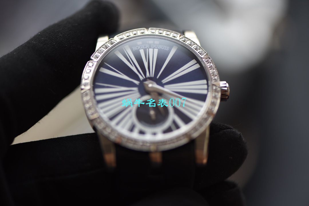  Video analysis PF Factory 超A高仿Roger DubuisRoger Dubuis王者系列36毫米女表RDDBEX0355 / LJ070