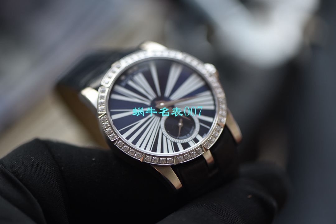  Video analysis PF Factory 超A高仿Roger DubuisRoger Dubuis王者系列36毫米女表RDDBEX0355 / LJ070