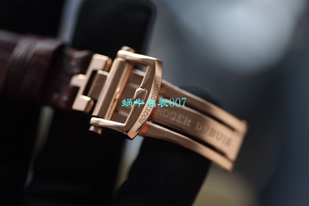  Video analysis PF Factory 超A高仿Roger DubuisRoger Dubuis王者系列36毫米女表RDDBEX0355 / LJ070