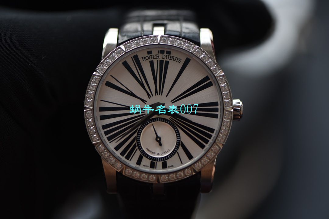  Video analysis PF Factory 超A高仿Roger DubuisRoger Dubuis王者系列36毫米女表RDDBEX0355 / LJ070