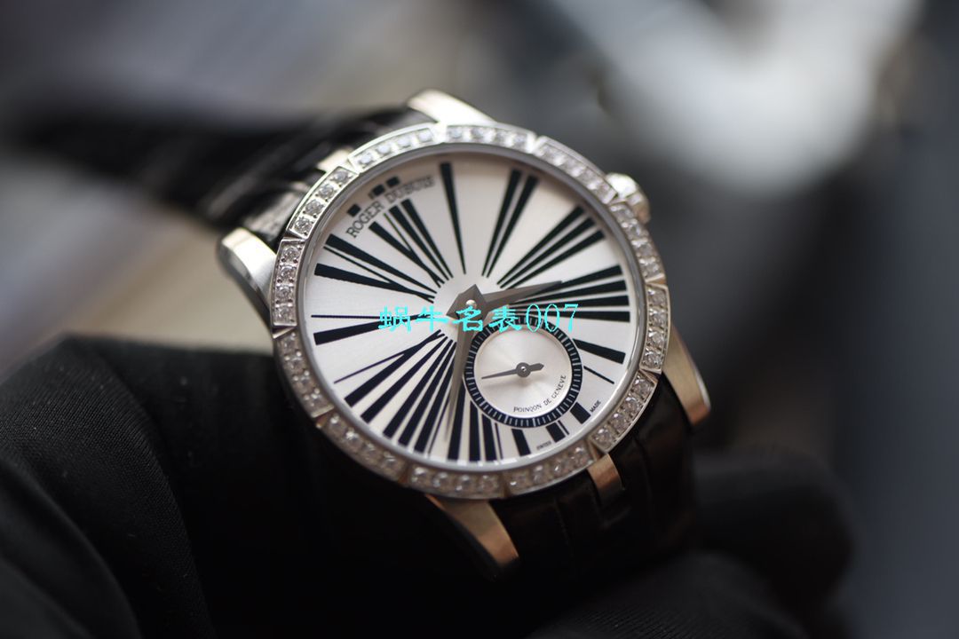  Video analysis PF Factory 超A高仿Roger DubuisRoger Dubuis王者系列36毫米女表RDDBEX0355 / LJ070