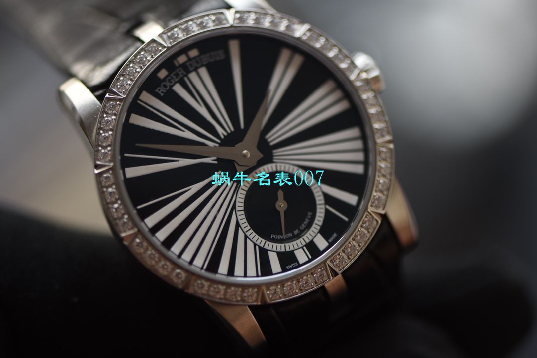  Video analysis PF Factory 超A高仿Roger DubuisRoger Dubuis王者系列36毫米女表RDDBEX0355 / LJ070