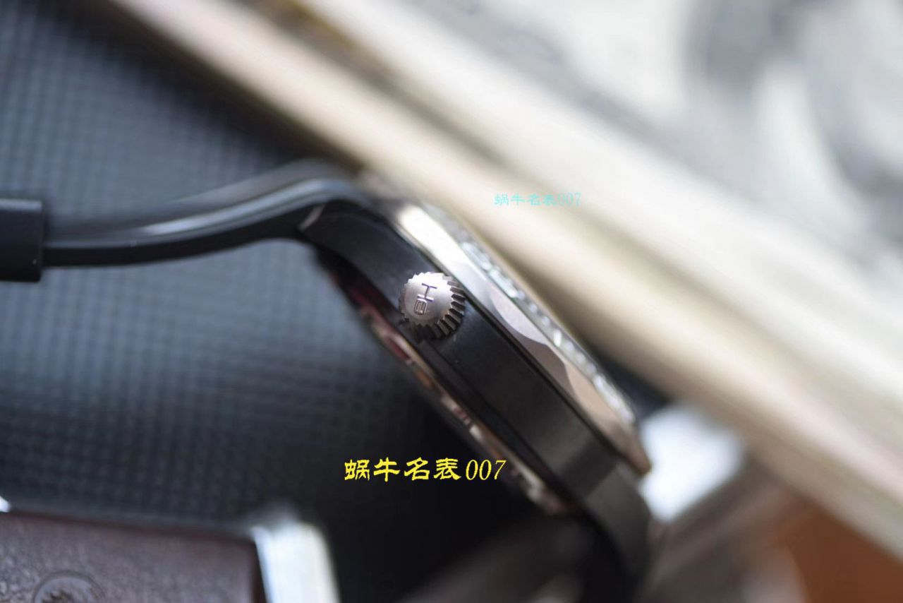【视频】VS Factory 超A高仿OMEGA Seamaster 300米210.92.44.20.01.001真 Composite  wrist watch  / M692