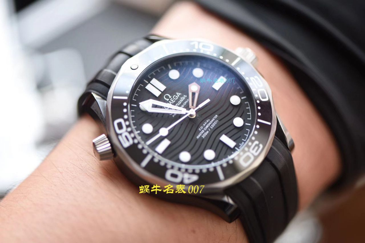 【视频】VS Factory 超A高仿OMEGA Seamaster 300米210.92.44.20.01.001真 Composite  wrist watch  / M692