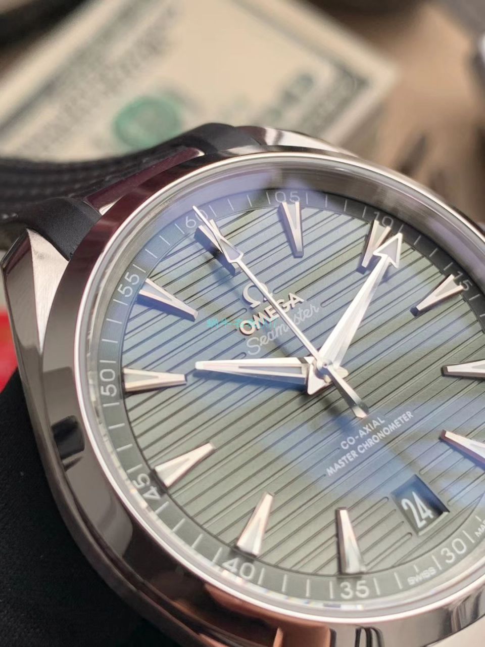 VS Factory OMEGA绿 Seamaster 150米柚木盘 Best 复刻高仿220.13.41.21.10.001 wrist watch  / M693