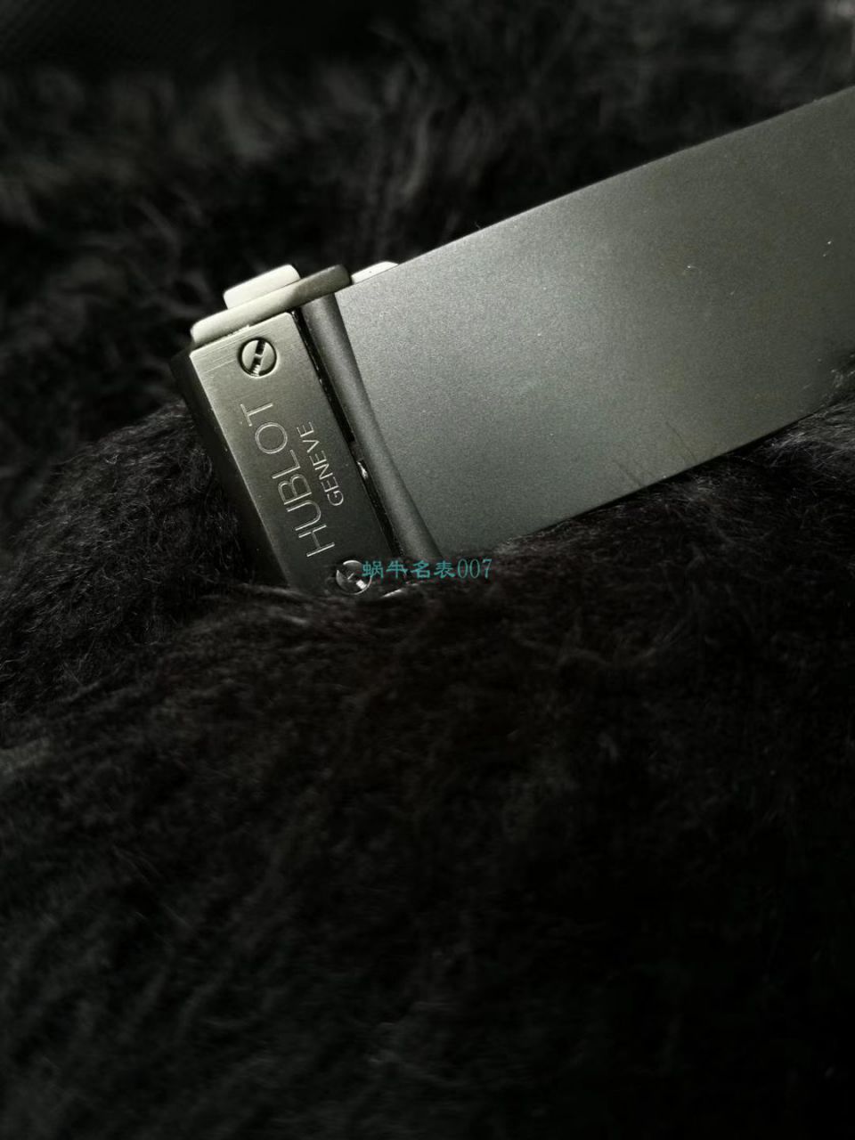 HBBV6 Factory 超A精仿手表 hublot  big bang  carbon fiber 红字限定特别版 wrist watch  / YB083
