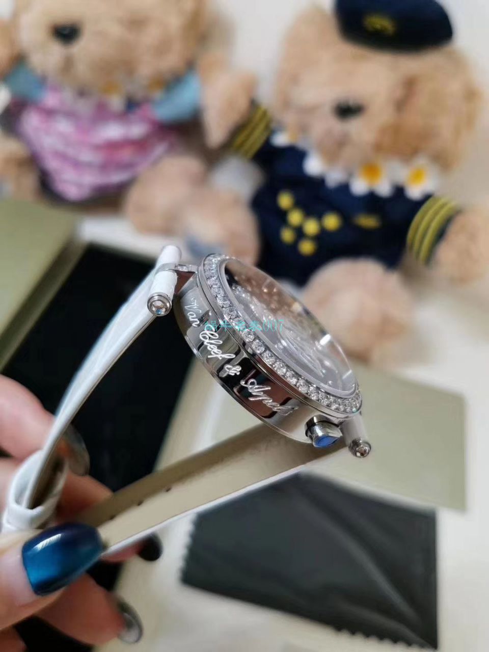 【5G Factory Van Cleef & Arpels复刻高仿女表舞动天使】梵克雅宝诗意复杂功能系列VCARO4F200 wrist watch  / VCA06