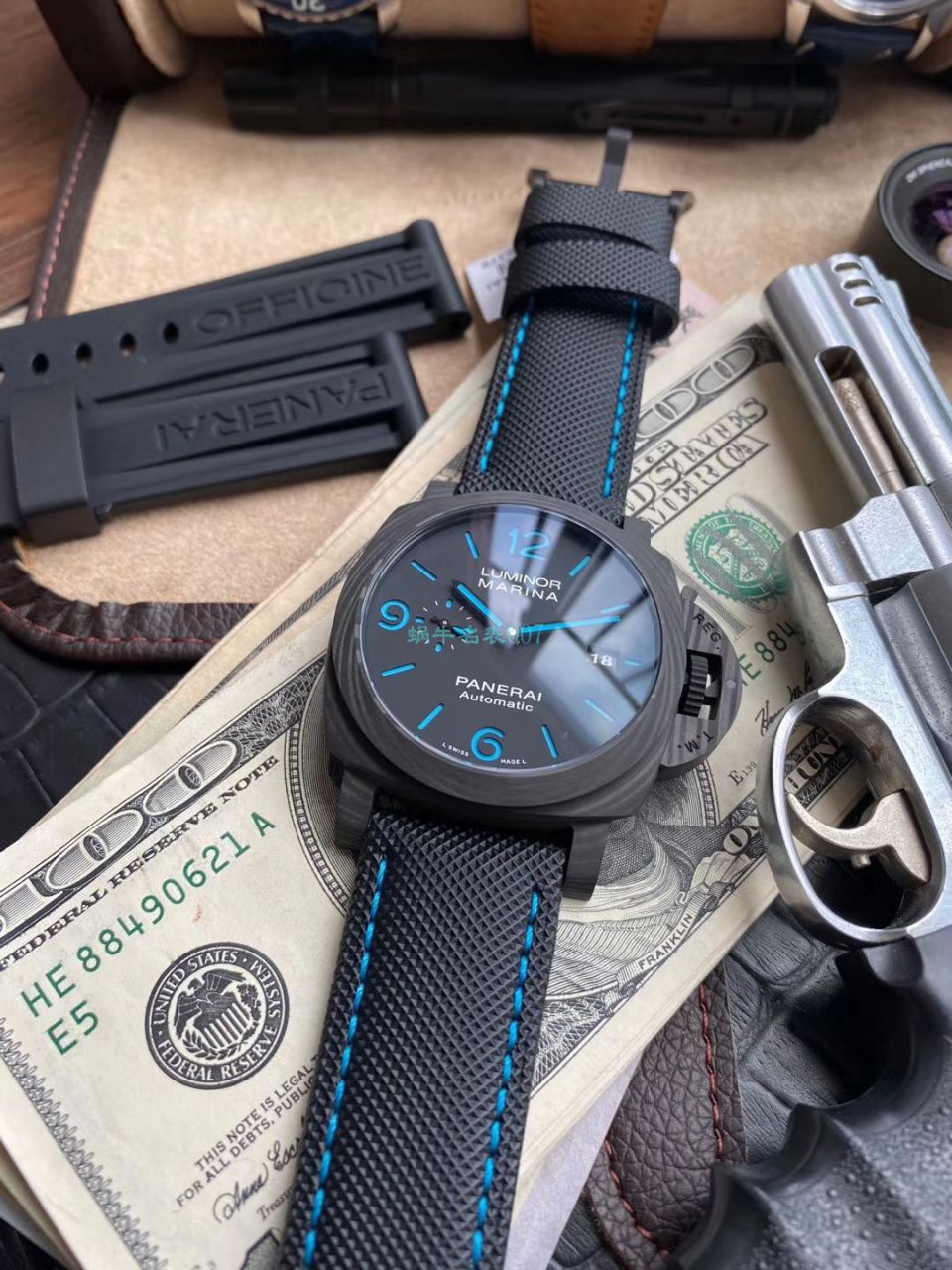 VS Factory  top 复刻高仿手表Panerai LUMINOR庐米诺 carbon fiber PAM01661 wrist watch  / VSPAM01616