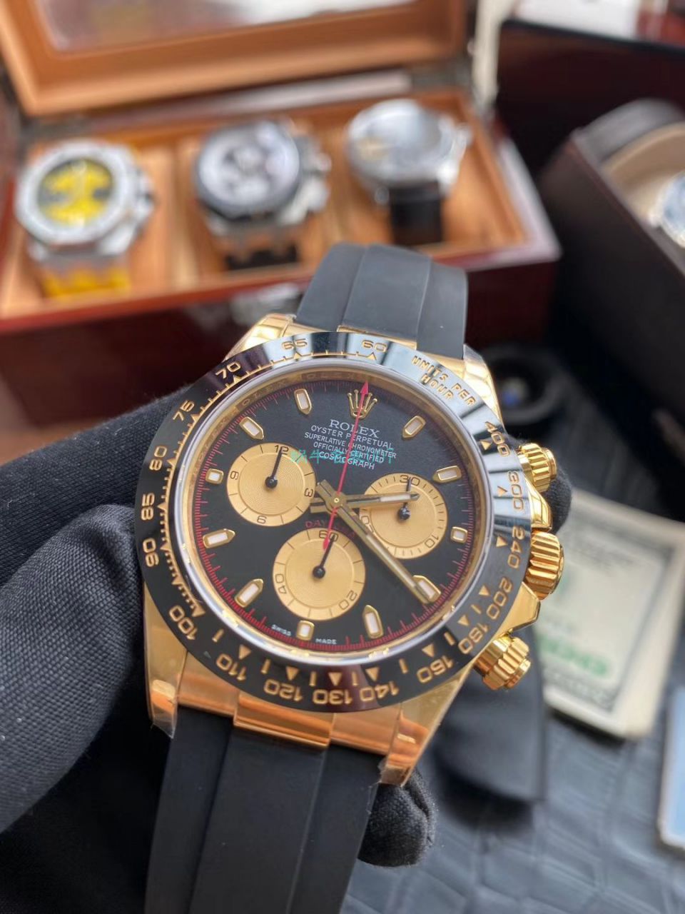 N Factory 黄金黑猫警长 Rolex  Cosmograph Daytona  Ditongna 系列 top 复刻高仿m116518ln-0047 wrist watch  / R593