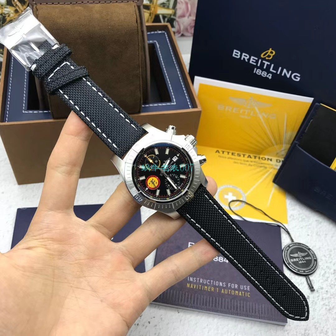 原单 Breitling 50周年复仇者瑞士巡逻兵限量款A133171A1B1X1 wrist watch  / BL176