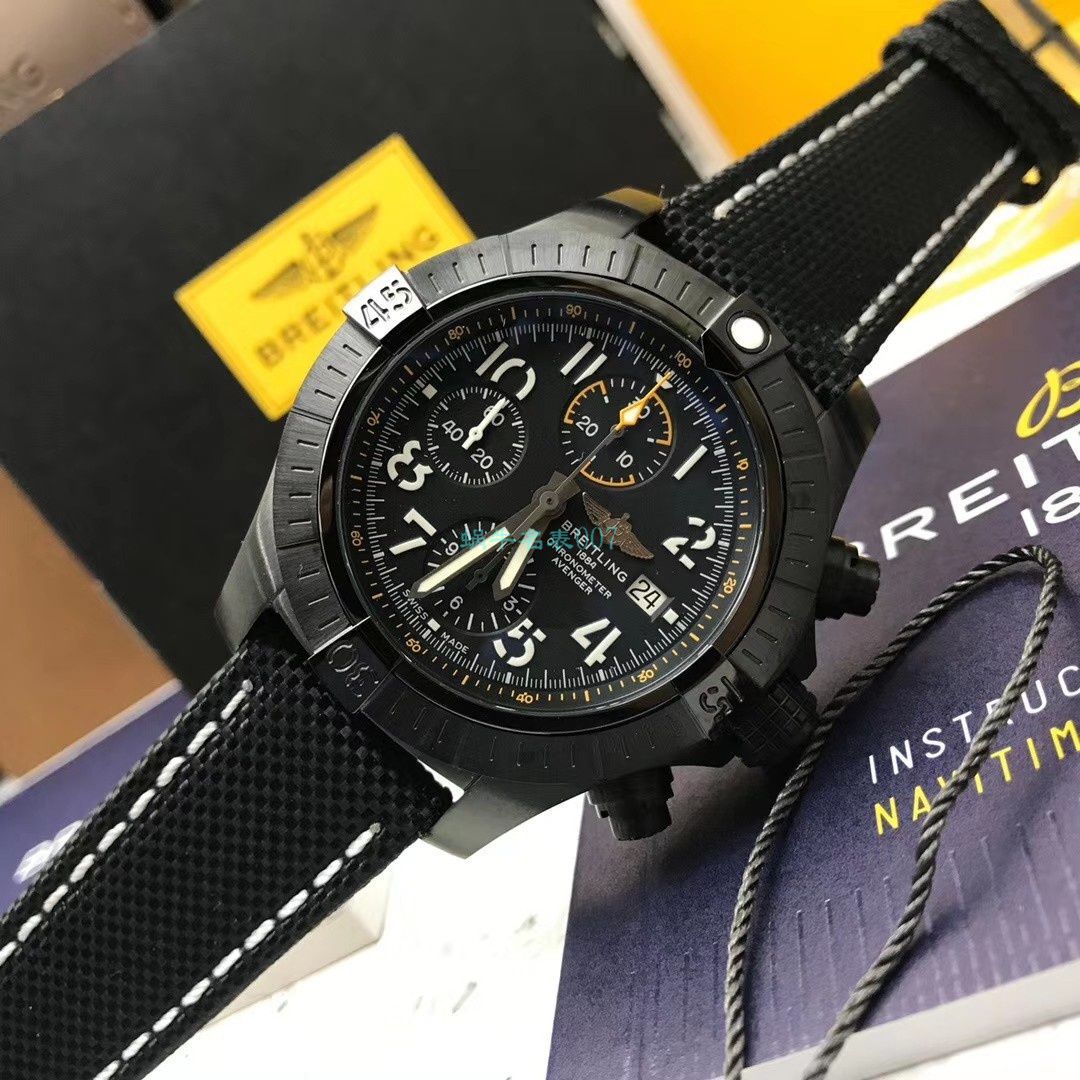  Breitling 原单复仇者夜间任务计时 wrist watch 45系列V13317101B1X2 wrist watch  / BL178