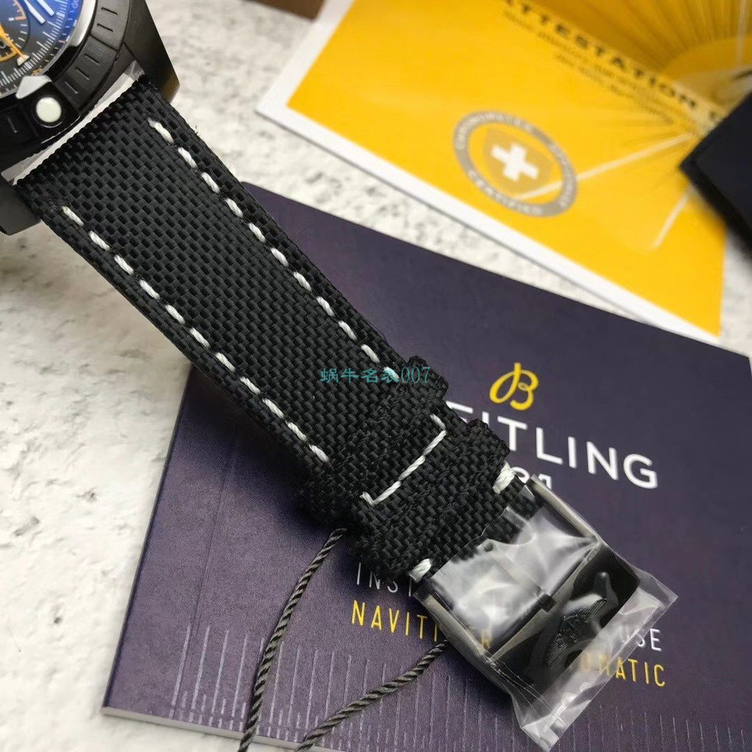  Breitling 原单复仇者夜间任务计时 wrist watch 45系列V13317101B1X2 wrist watch  / BL178