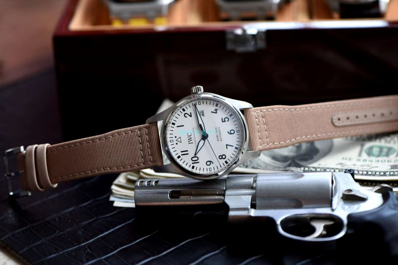 V7 Factory 官网超A高仿手表 IWC 飞行员 MARK XVII 新面IW327017 / WG531