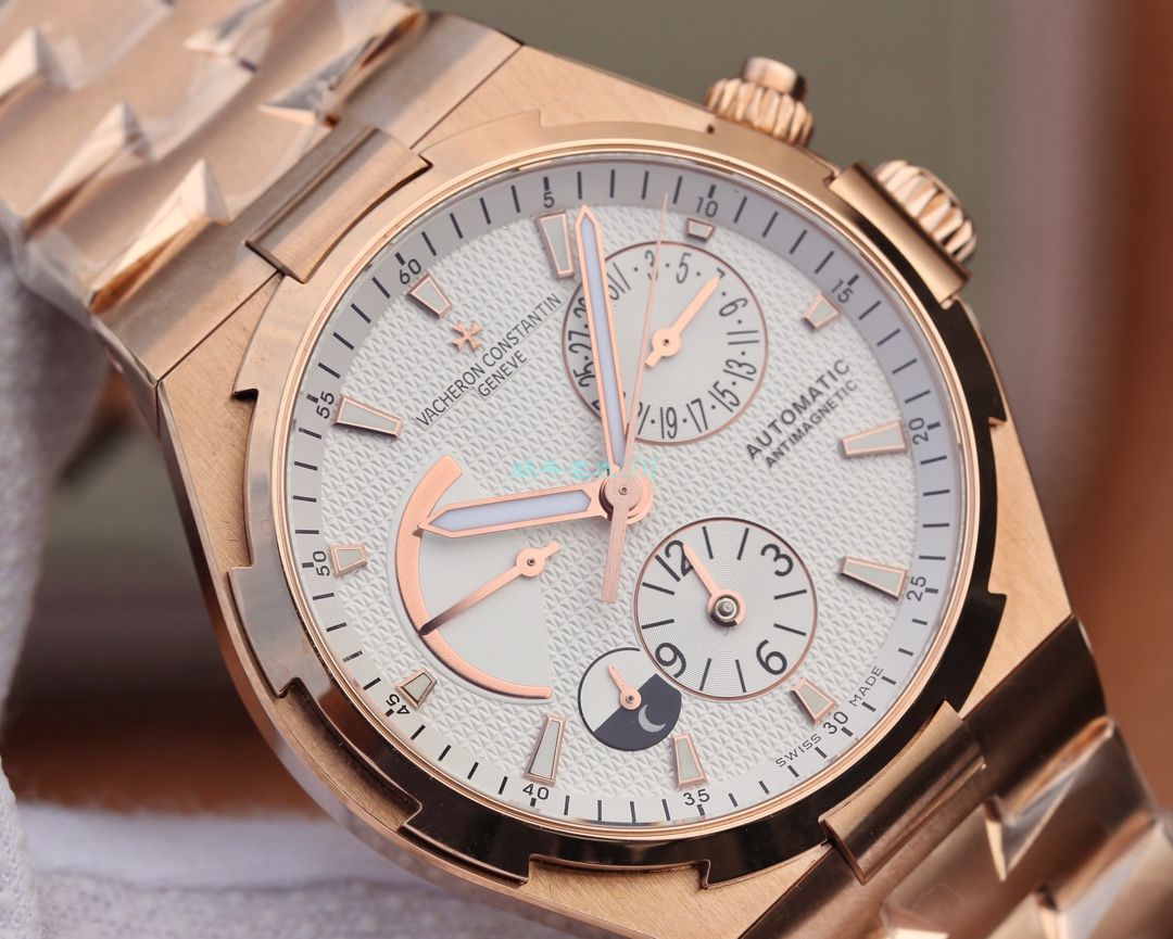 TWA Factory 高精仿手表Vacheron Constantin   Overseas 系列47450/B01R-9404 wrist watch  / JJ222