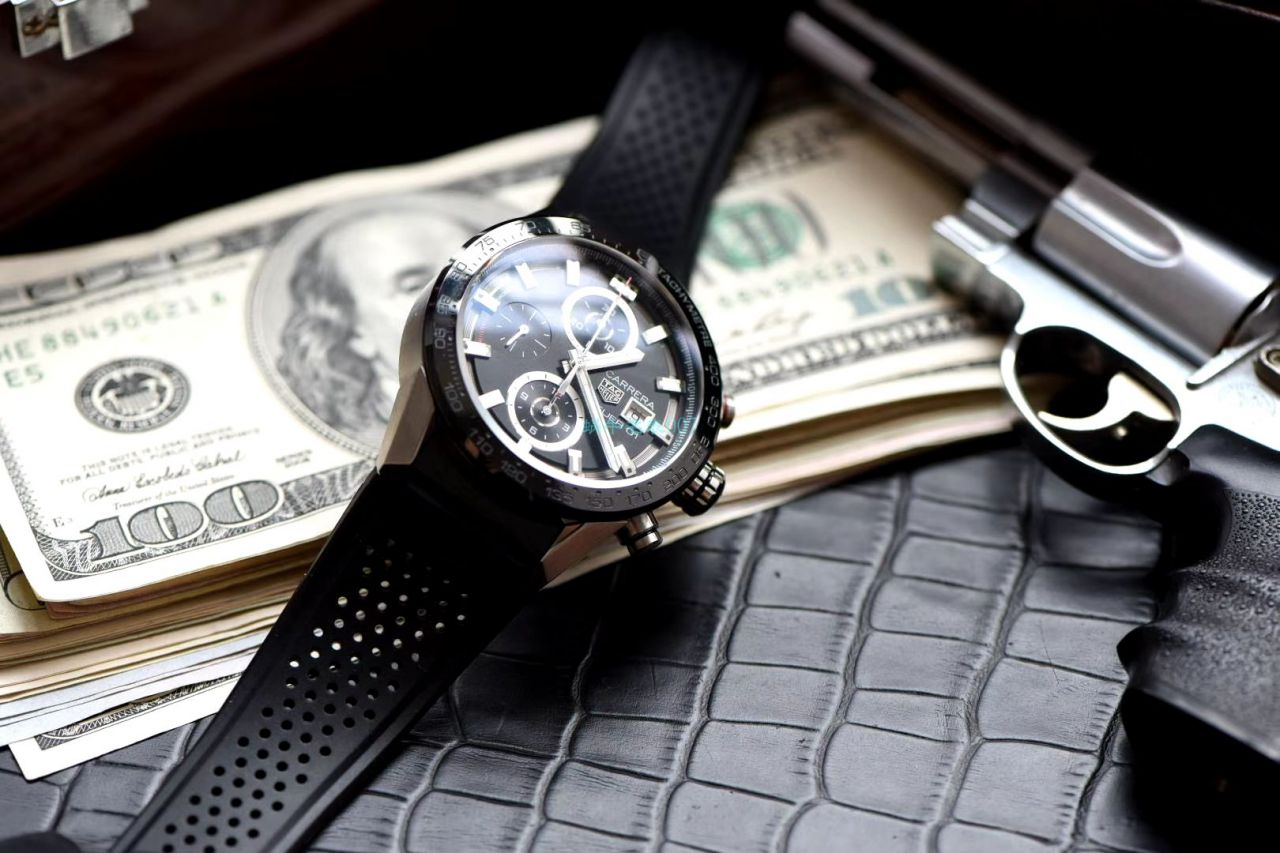 XF Factory 官网黑面旋风 TAG Heuer 卡莱拉系列CAR201Z.FT6046 wrist watch  / TG098