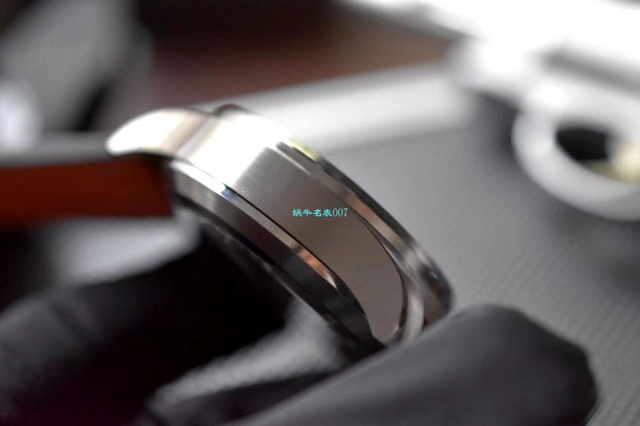 ZF Factory 复刻高仿手表 IWC 飞行员IW377725，IW377726，IW377713 wrist watch  / WG522