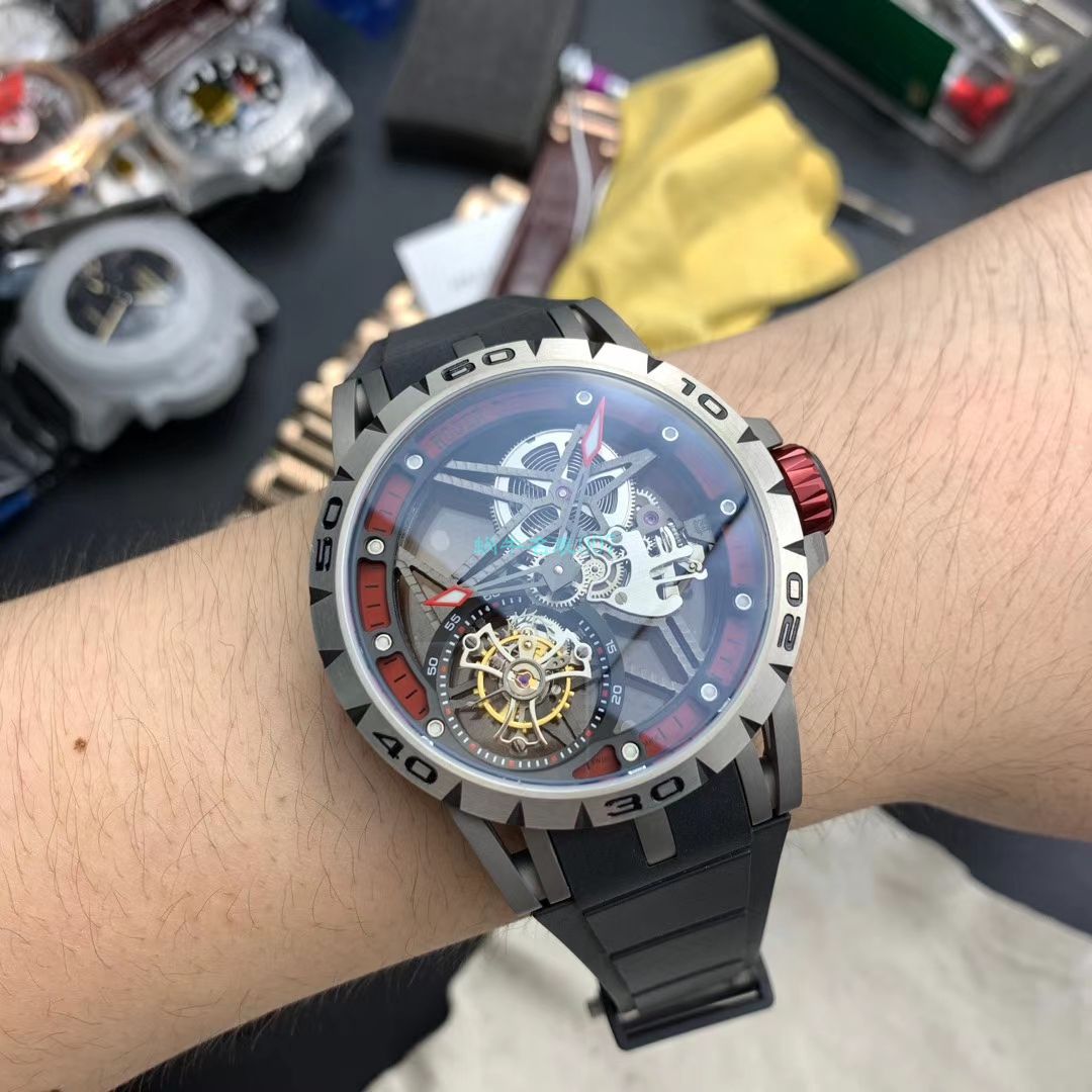  Video analysis BBR Factory 官网 top 复刻 Tourbillon Roger DubuisRoger Dubuis王者高仿RDDBEX0479红色 watchband   wrist watch  / LJ067