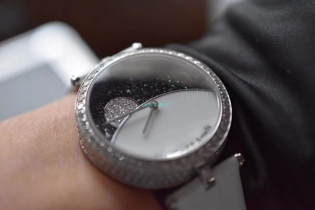 梵克雅宝 top 复刻高仿女装诗意复杂功能系列VCARN25800 wrist watch  / VCA09