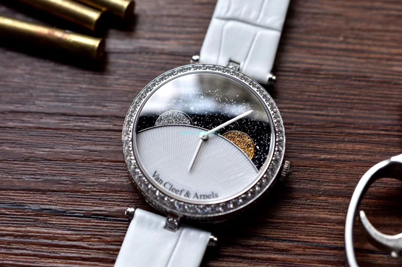 梵克雅宝 top 复刻高仿女装诗意复杂功能系列VCARN25800 wrist watch  / VCA09