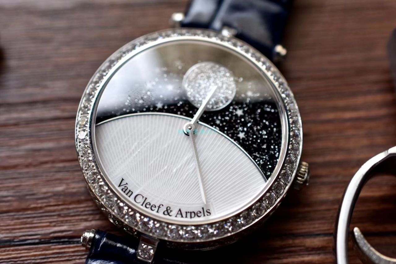 梵克雅宝 top 复刻高仿女装诗意复杂功能系列VCARN25800 wrist watch  / VCA09