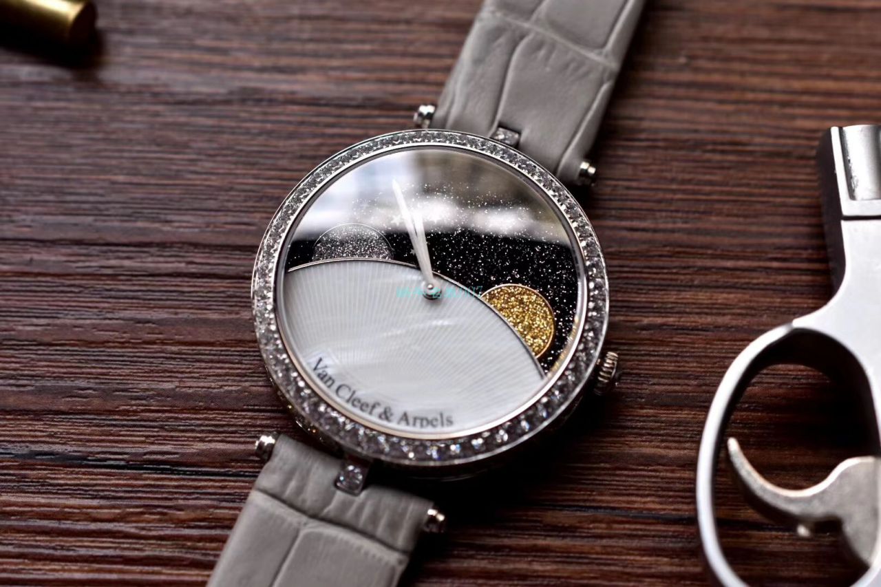 梵克雅宝 top 复刻高仿女装诗意复杂功能系列VCARN25800 wrist watch  / VCA09