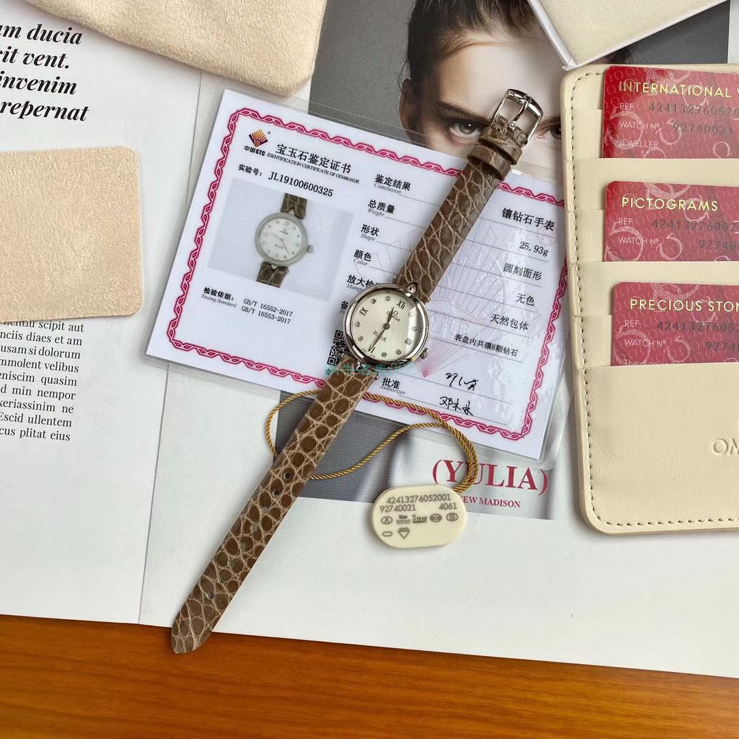 原单真钻女表OMEGA碟飞424.13.27.60.51.001，424.13.27.60.52.001 wrist watch  / M698B