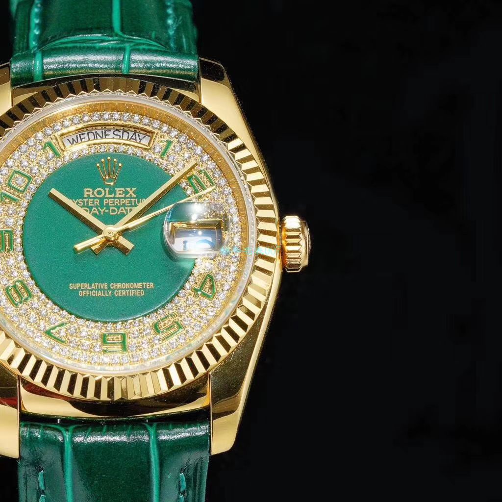  Rolex  Day-Date 型系列118138绿盘 wrist watch  / R609