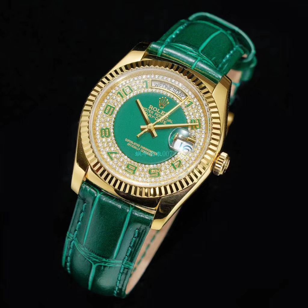  Rolex  Day-Date 型系列118138绿盘 wrist watch  / R609