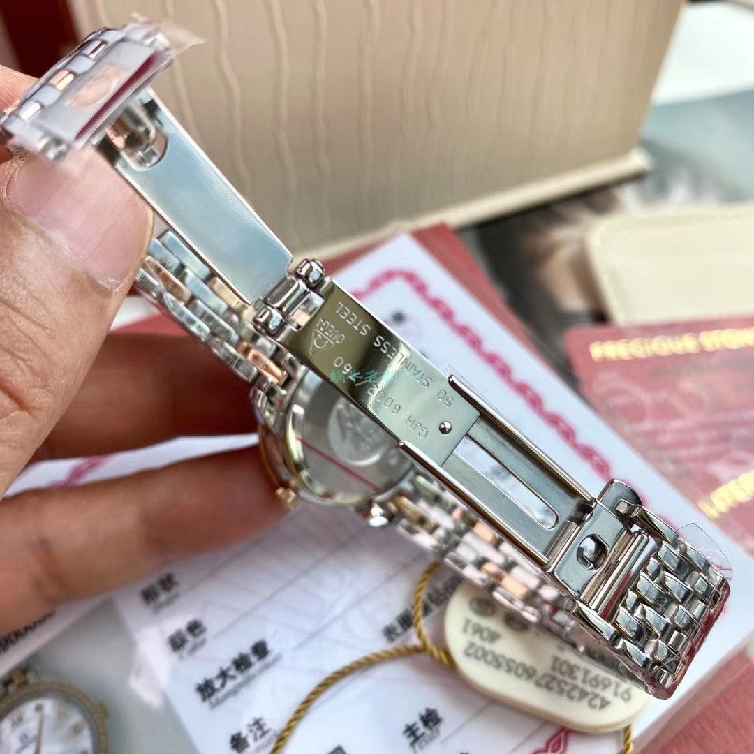渠道原单真钻OMEGA碟飞女表424.25.27.60.52.001 wrist watch (蝶舞) / M701