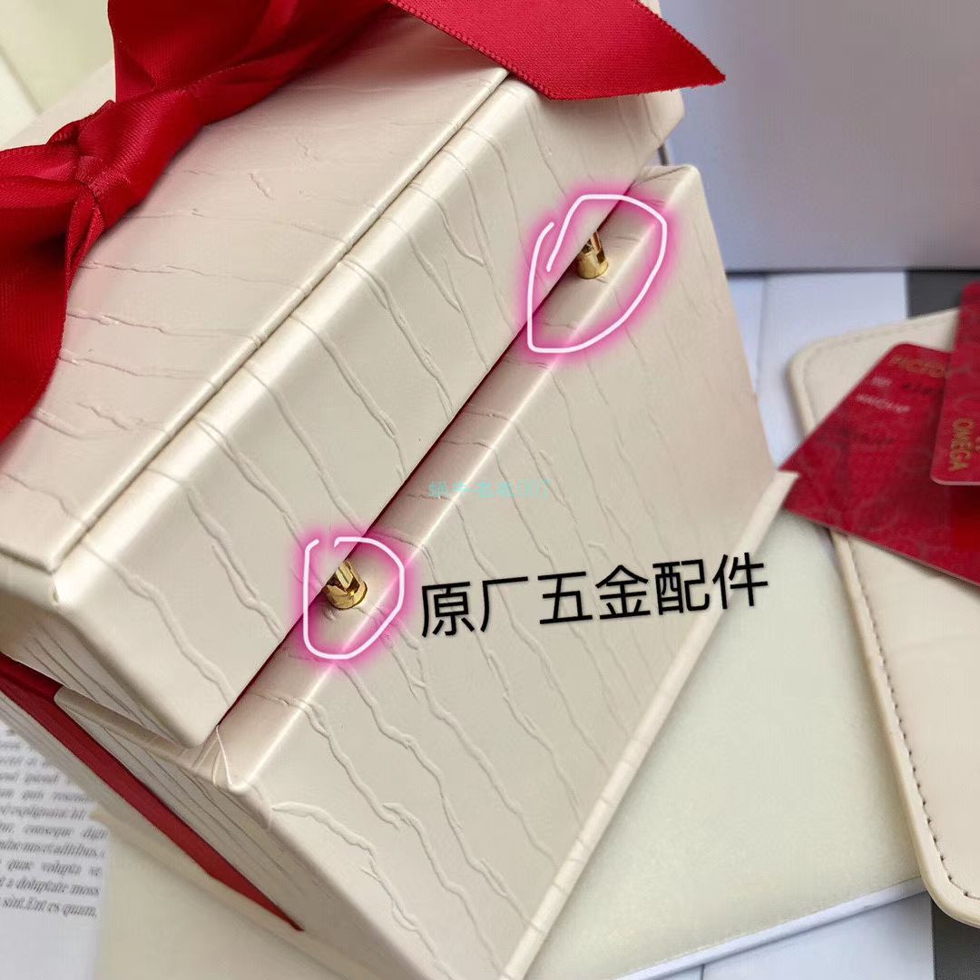 渠道原单真钻OMEGA碟飞女表424.25.27.60.55.001 wrist watch  / M699