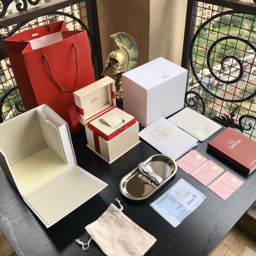 原单真钻女表OMEGA Constellation 系列123.15.27.60.51.002 wrist watch  / M703