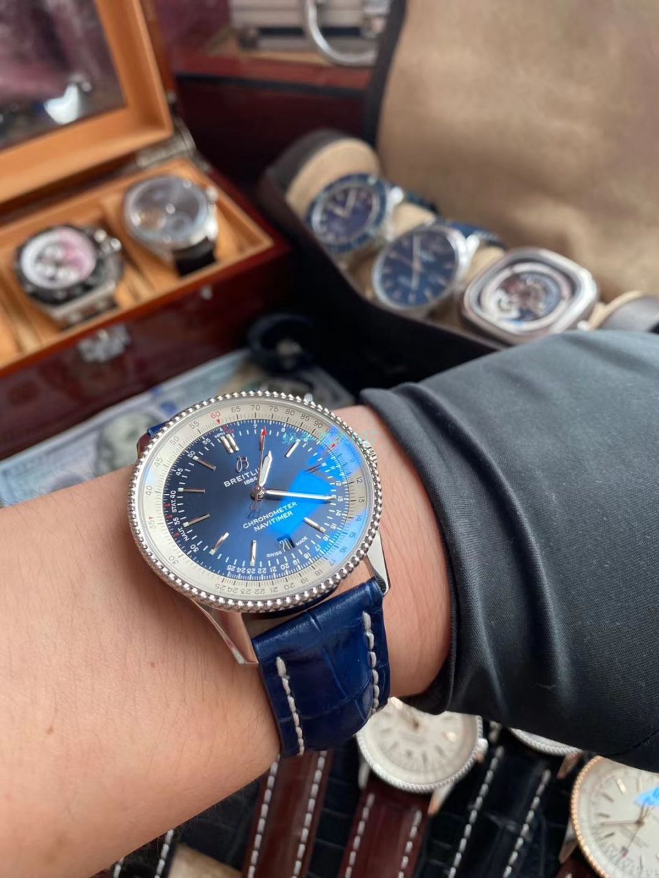 V7 Factory 官网 Breitling 复刻高仿手表航空计时41毫米A17326211C1P3，U17326211M1P2 / BL180