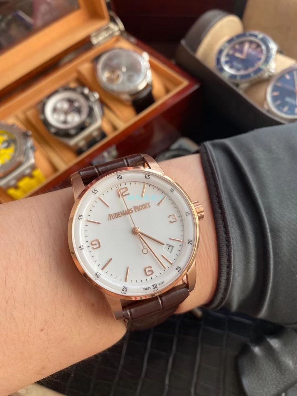 TNK Factory AP复刻手表Audemars Piguet CODE 11.59系列高仿15210BC.OO.A321CR.01 / AP197