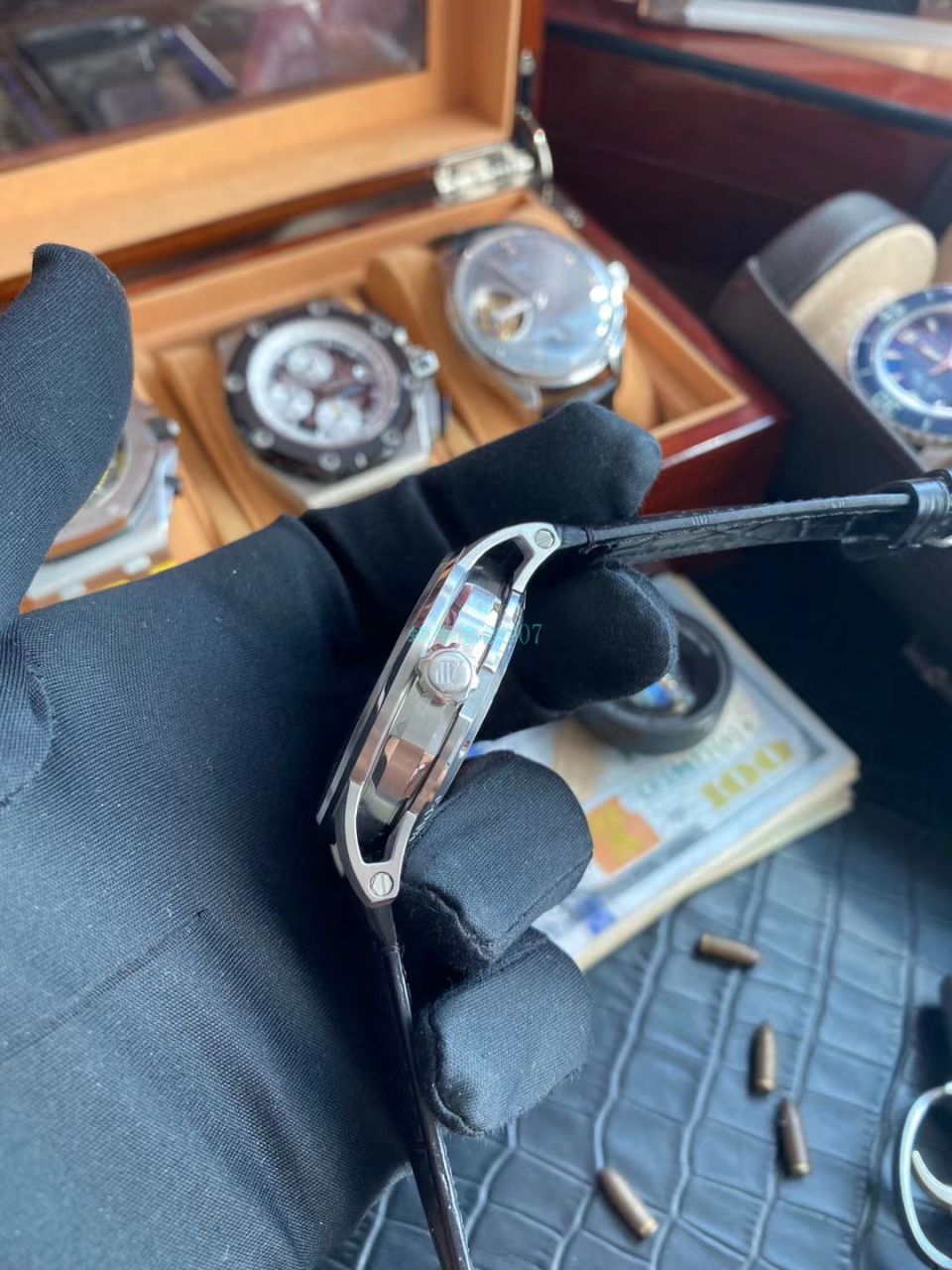 TNK Factory Audemars Piguet 高仿手表CODE 11.59系列15210BC.OO.A002CR.01 wrist watch  / AP200