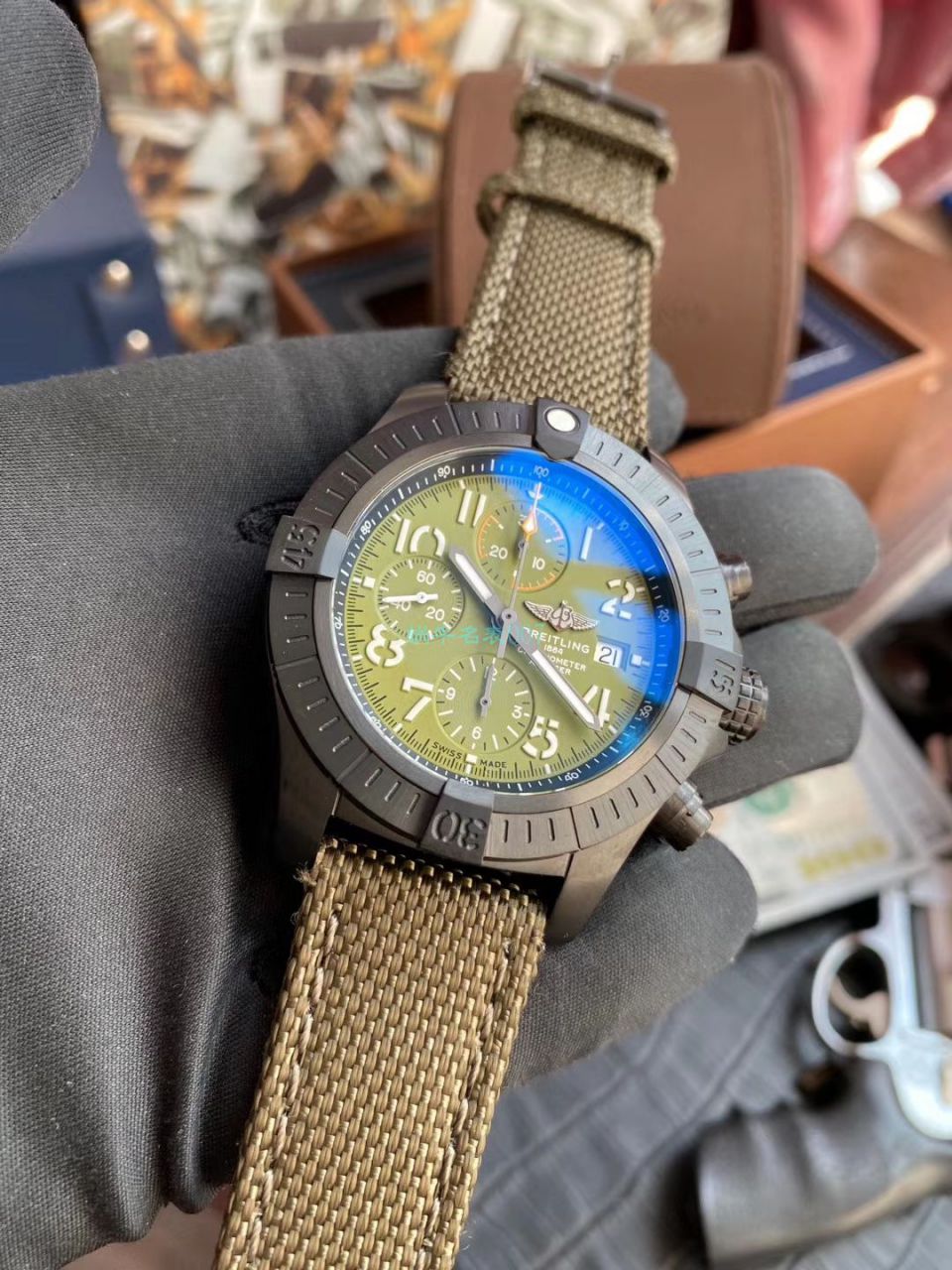  Video analysis  Breitling 原单复仇者夜间任务计时 wrist watch 45系列V13317101L1X1 wrist watch  / BL181
