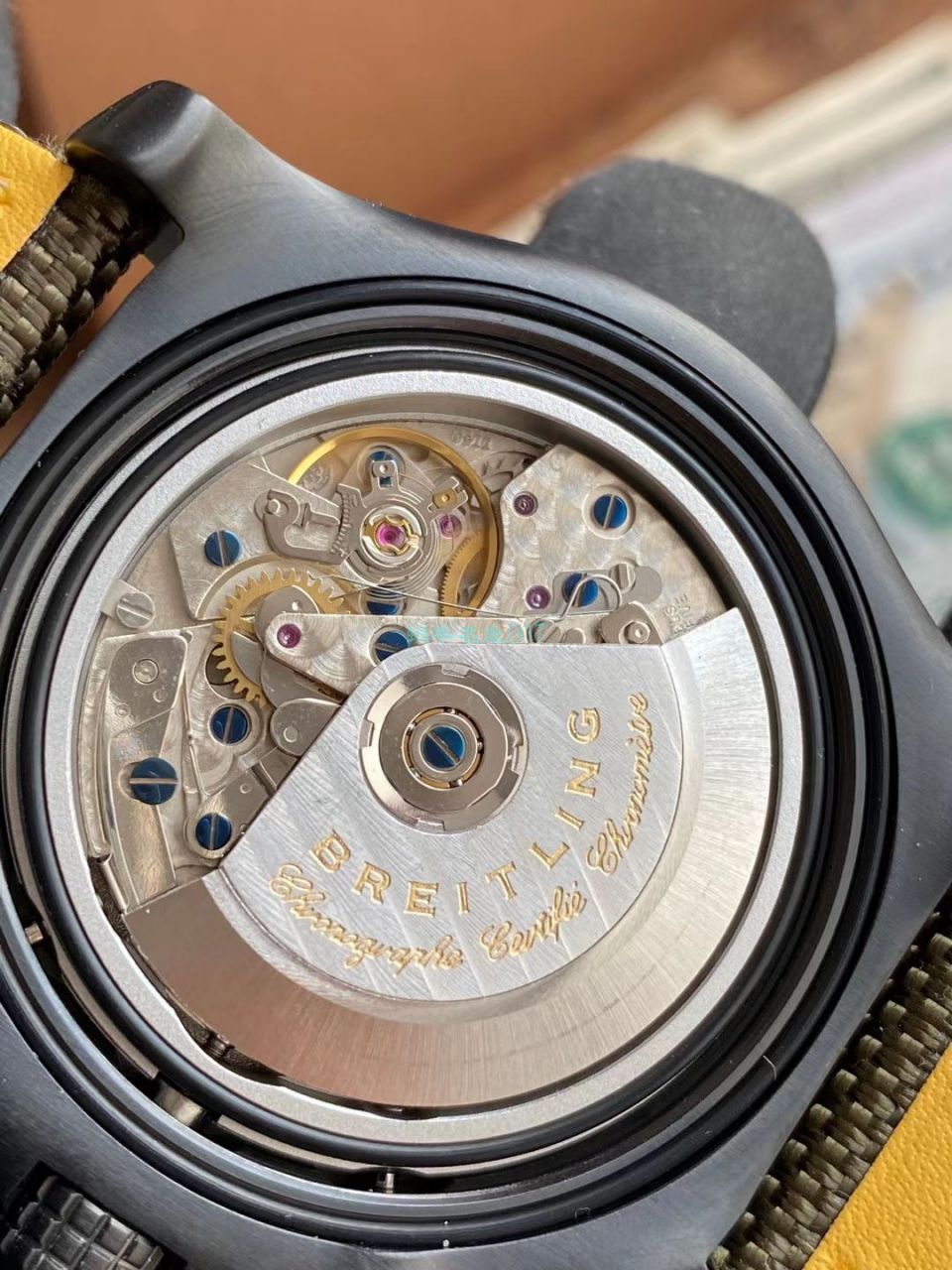  Video analysis  Breitling 原单复仇者夜间任务计时 wrist watch 45系列V13317101L1X1 wrist watch  / BL181