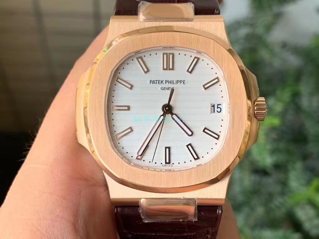 PPF Factory V4 Nautilus  top 复刻高仿PP PATEK PHILIPPE 5711R 玫瑰金 wrist watch  / BD300