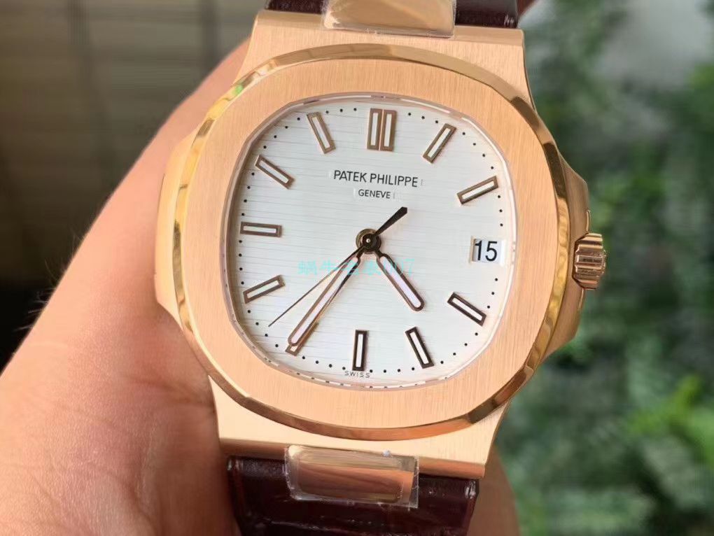 PPF Factory V4 Nautilus  top 复刻高仿PP PATEK PHILIPPE 5711R 玫瑰金 wrist watch  / BD300