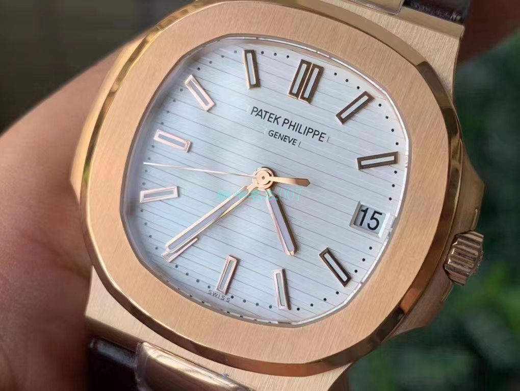 PPF Factory V4 Nautilus  top 复刻高仿PP PATEK PHILIPPE 5711R 玫瑰金 wrist watch  / BD300