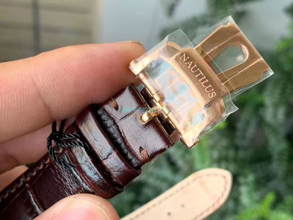 PPF Factory V4 Nautilus  top 复刻高仿PP PATEK PHILIPPE 5711R 玫瑰金 wrist watch  / BD300