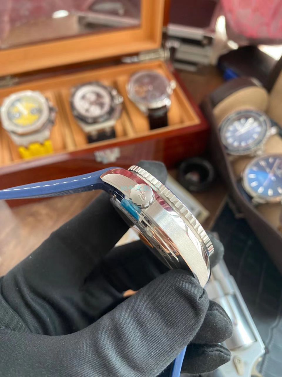 VS Factory 官网【 Video analysis 美好星球】 top 复刻高仿OMEGA Seamaster 海洋宇宙600米232.32.44.22.03.001 wrist watch  / M711