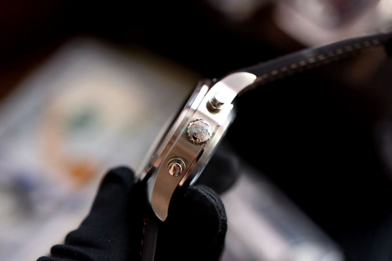 ZF Factory 复刻高仿手表 IWC 飞行员系列IW387903 wrist watch  / WG536