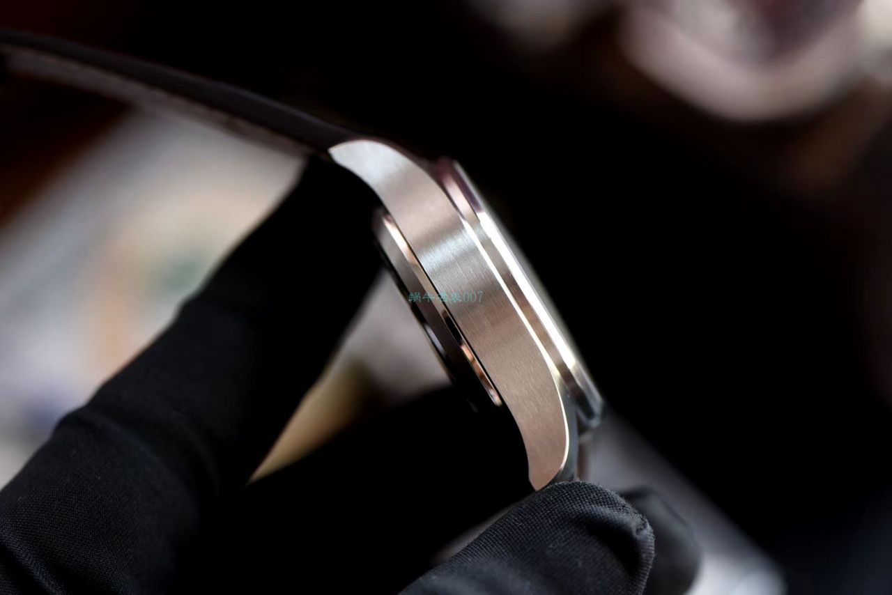 ZF Factory 复刻高仿手表 IWC 飞行员系列IW387903 wrist watch  / WG536