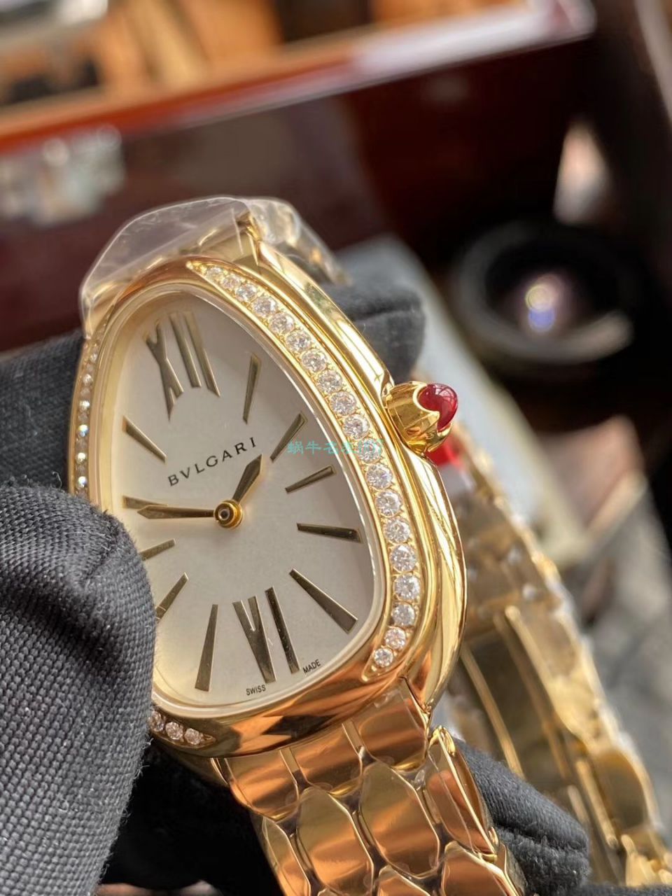 BV Factory 官网复刻高仿 BVLGARI 蛇形女表SERPENTI系列103145，103274，103144，103277 wrist watch  / BG038