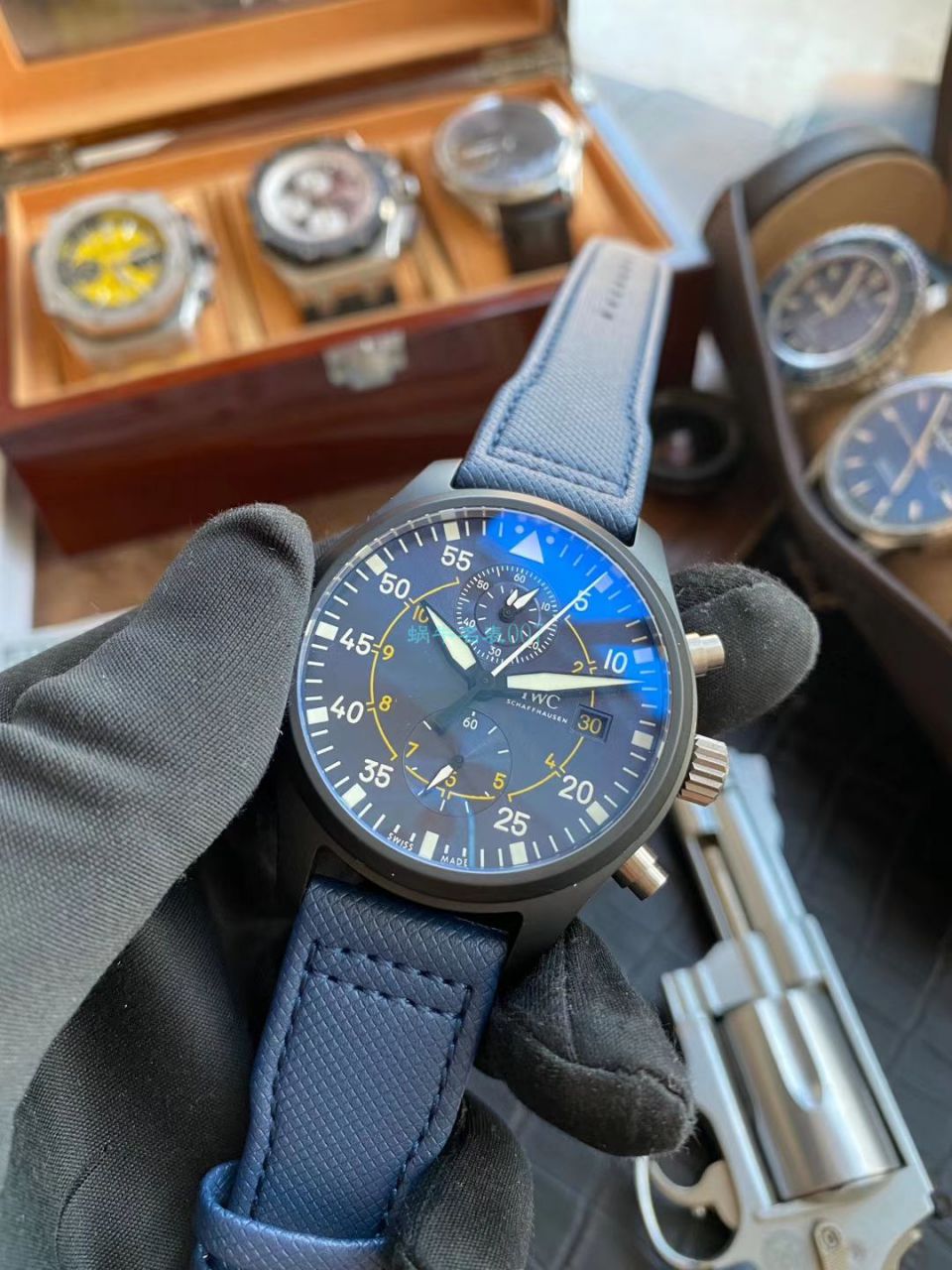 Video analysis YL Factory 高仿手表 IWC 飞行员系列IW389008 wrist watch  / WG537