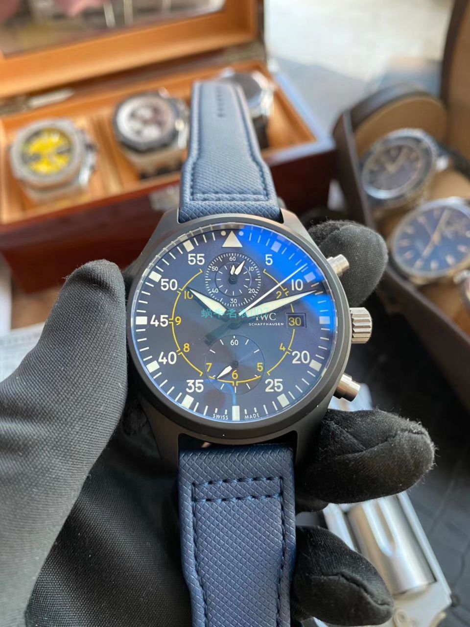  Video analysis YL Factory 高仿手表 IWC 飞行员系列IW389008 wrist watch  / WG537