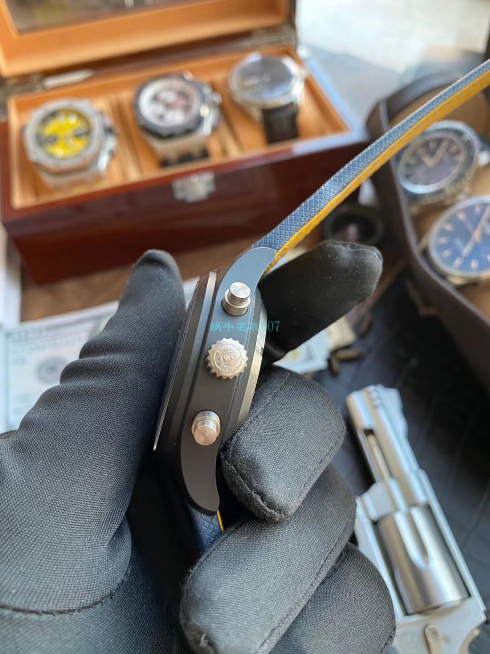  Video analysis YL Factory 高仿手表 IWC 飞行员系列IW389008 wrist watch  / WG537