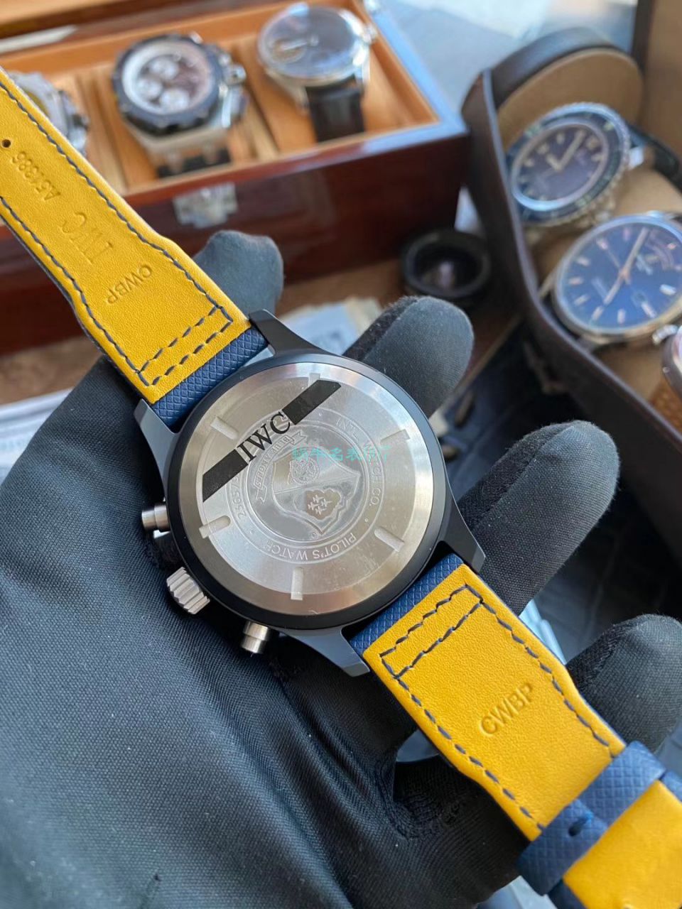  Video analysis YL Factory 高仿手表 IWC 飞行员系列IW389008 wrist watch  / WG537