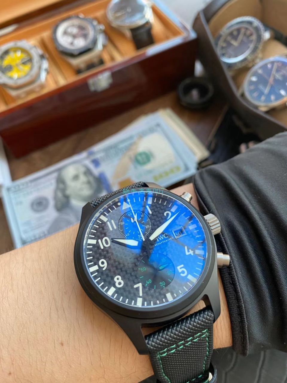 评测：YL Factory  IWC 复刻高仿手表飞行员系列IW389005 wrist watch (梅赛德斯AMG马石油车队特别版) / WG538