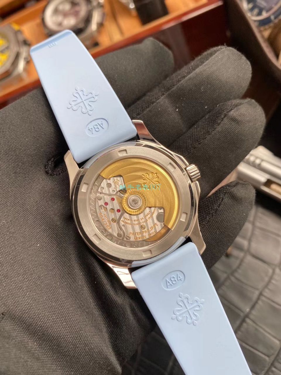 PPF Factory  top 高仿 PATEK PHILIPPE 手表AQUANAUT系列5072G-001女表 / BD306